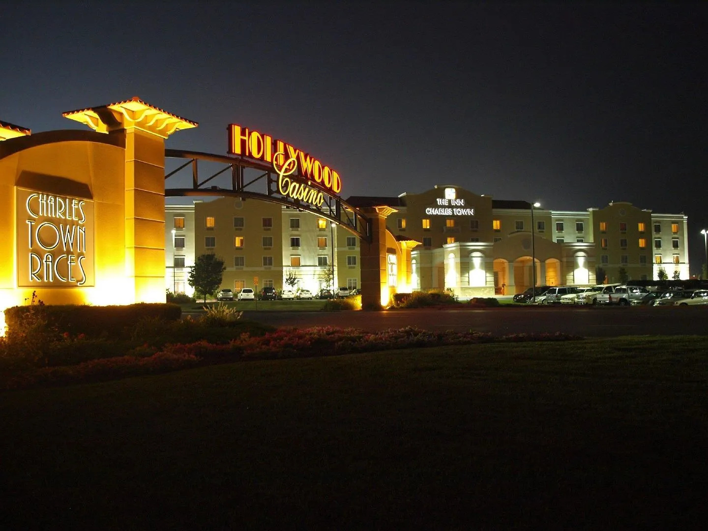 The Inn at Charles Town - Hollywood Casino