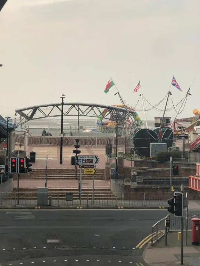 Sandy Pad's Apartments