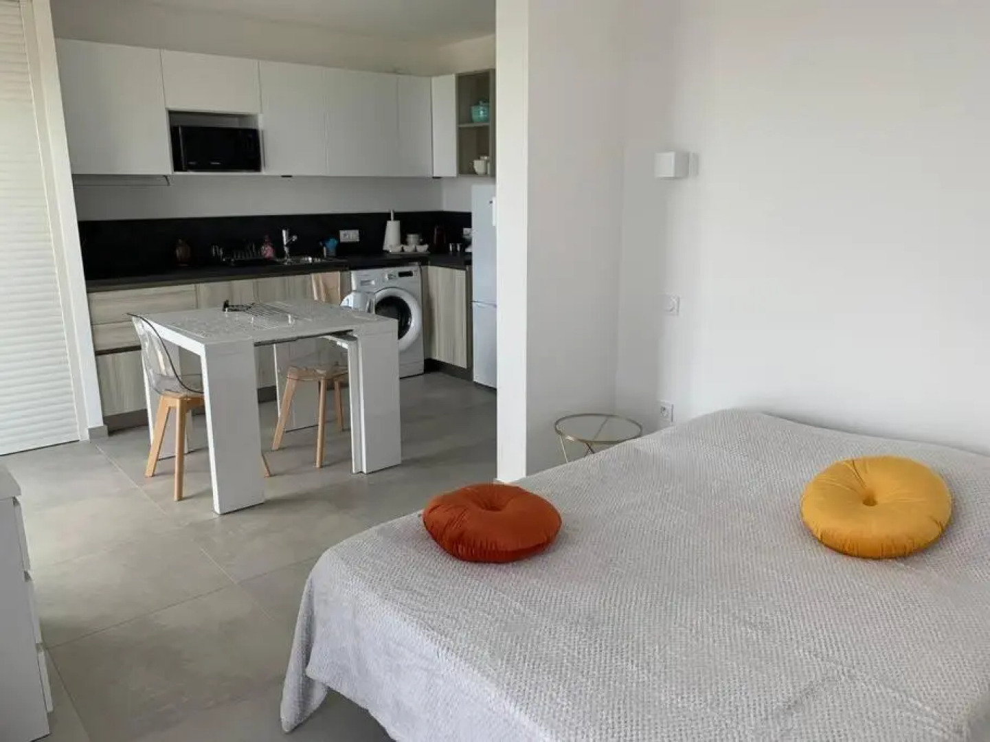 Studio au coeur du village de Poretto