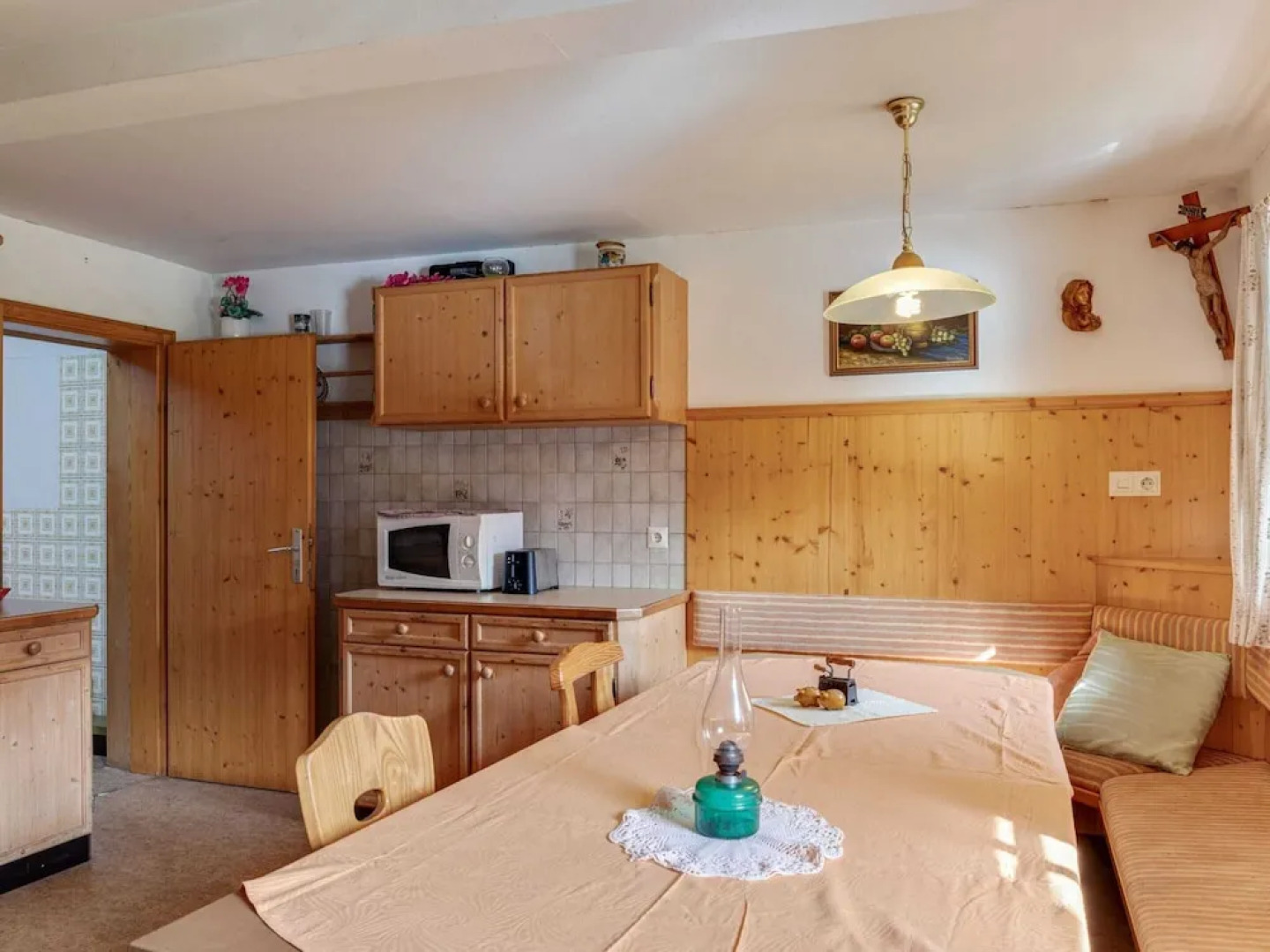 Chalet in Matrei Near Ski Lift & Bus