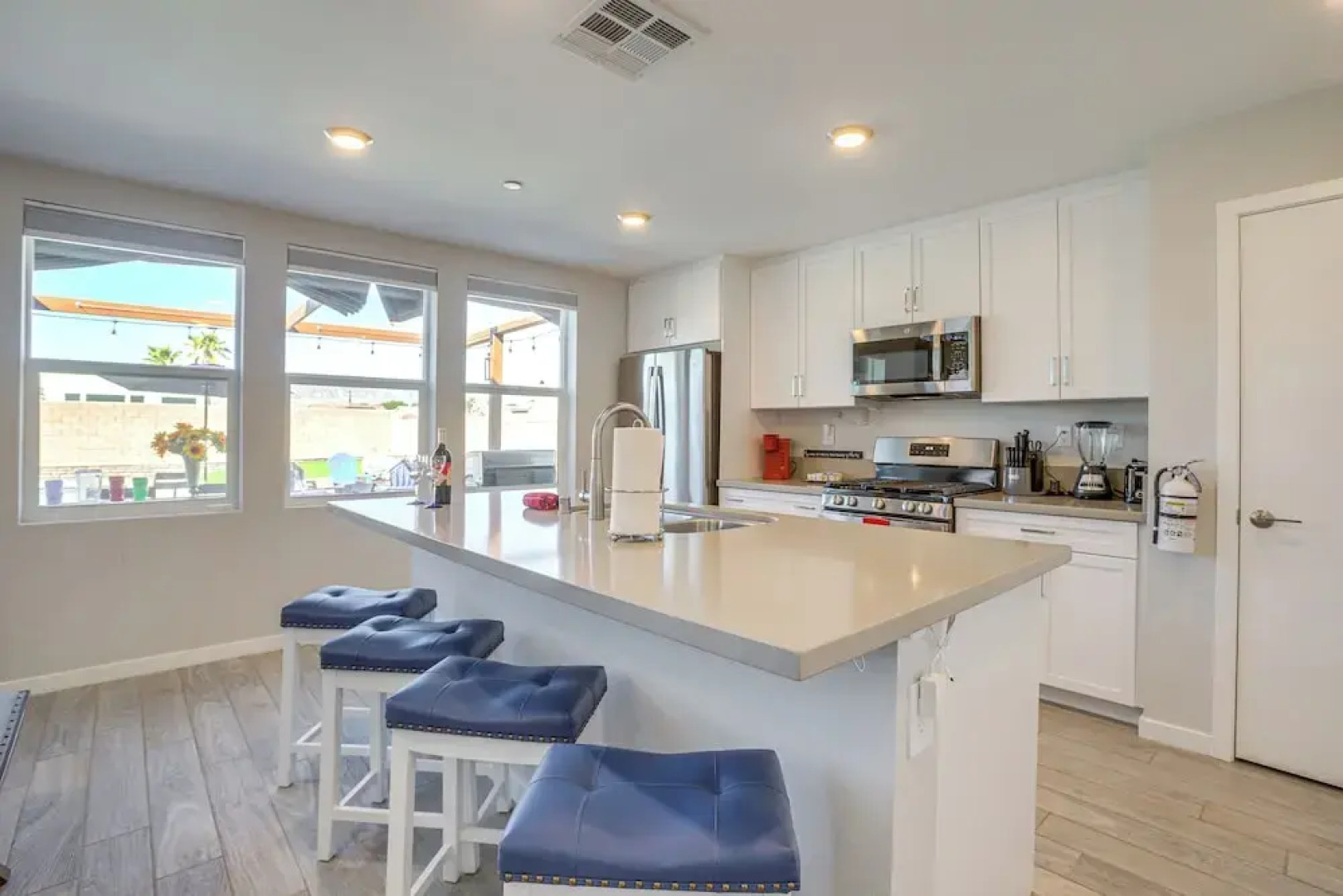 Pool, Spa & More: Relax in Desert Hot Springs!