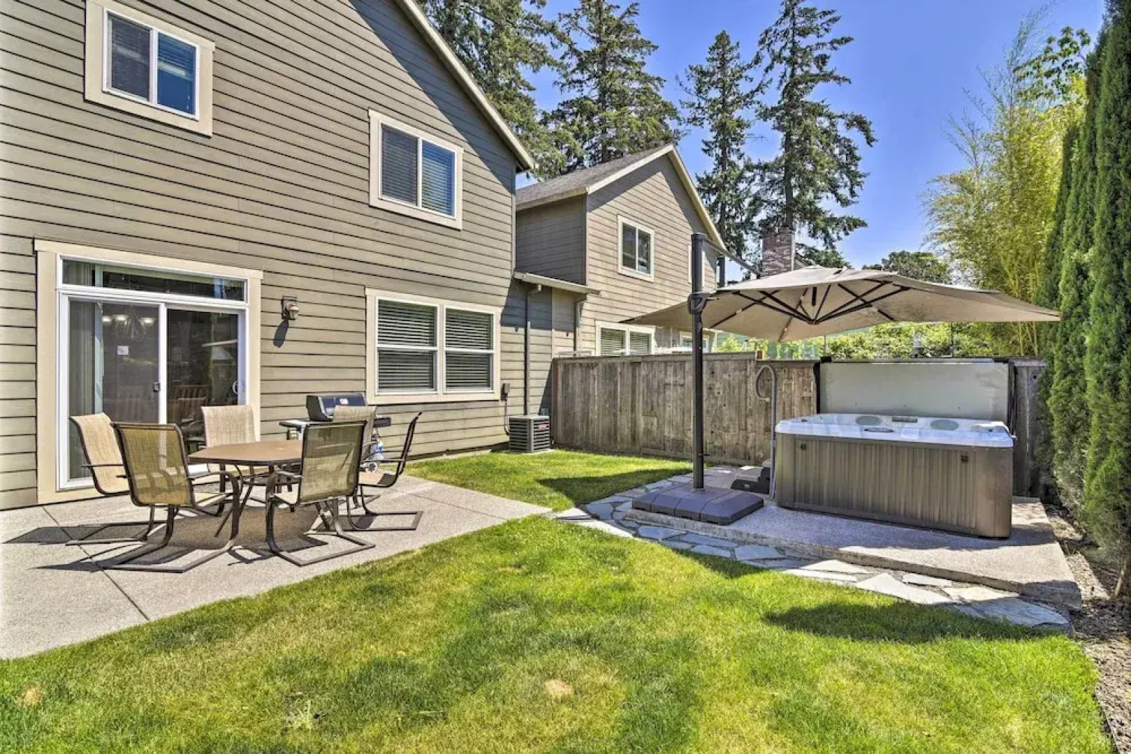 Portland Home w/ Private Hot Tub: 9 Mi to Downtown