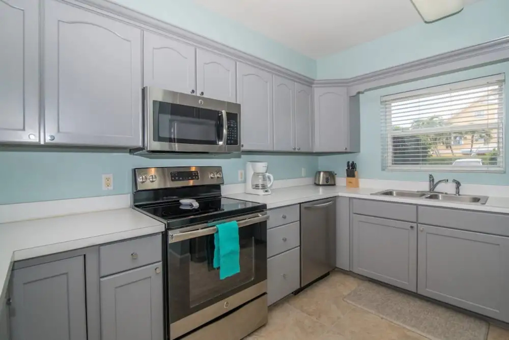 Coconut Bay by Cayman Villas