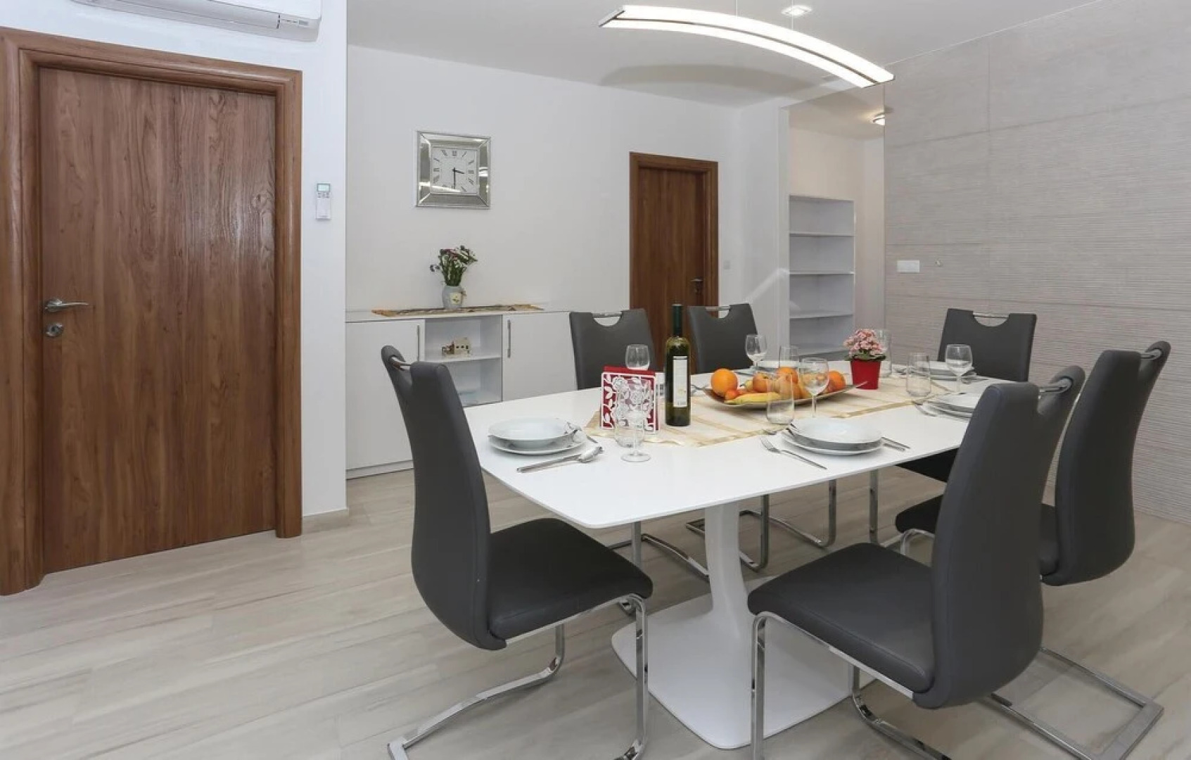 Stunning Home in Kastel Stafilic With Wifi and 6 Bedrooms