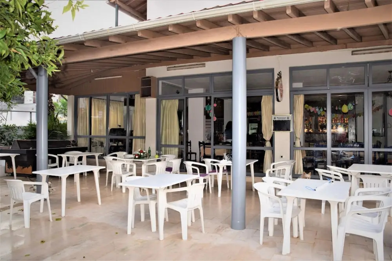 Aragorn Paradise Garden