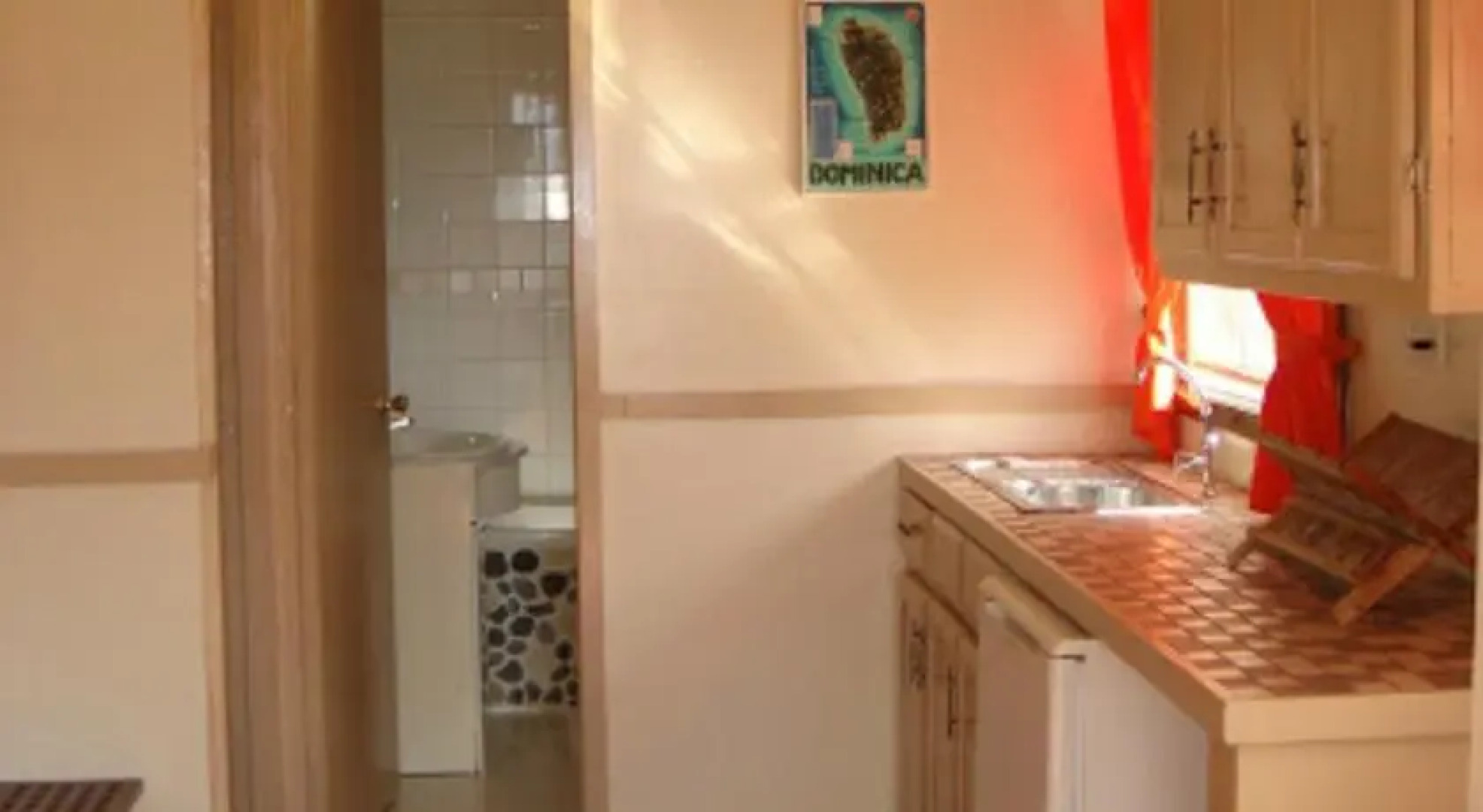 Calibishie Lodges Hotel