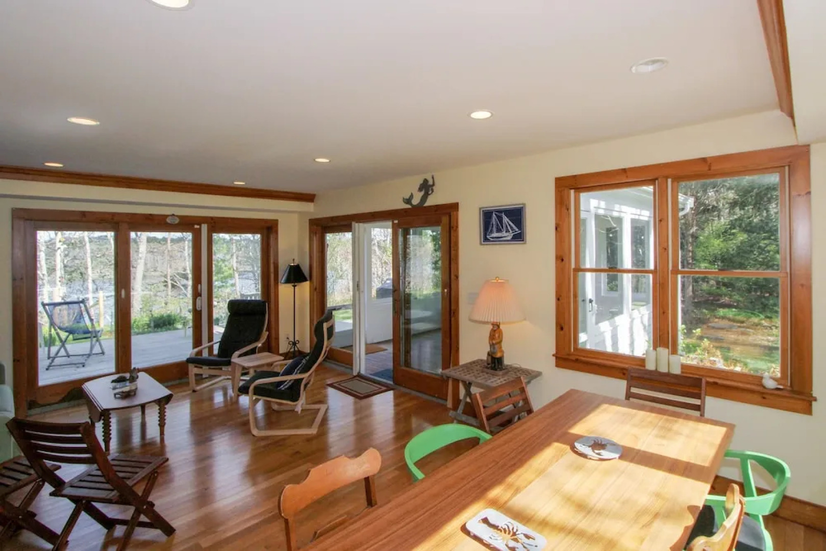 Tranquil 4br On Bourneâ€™s Pond 4 Bedroom Home