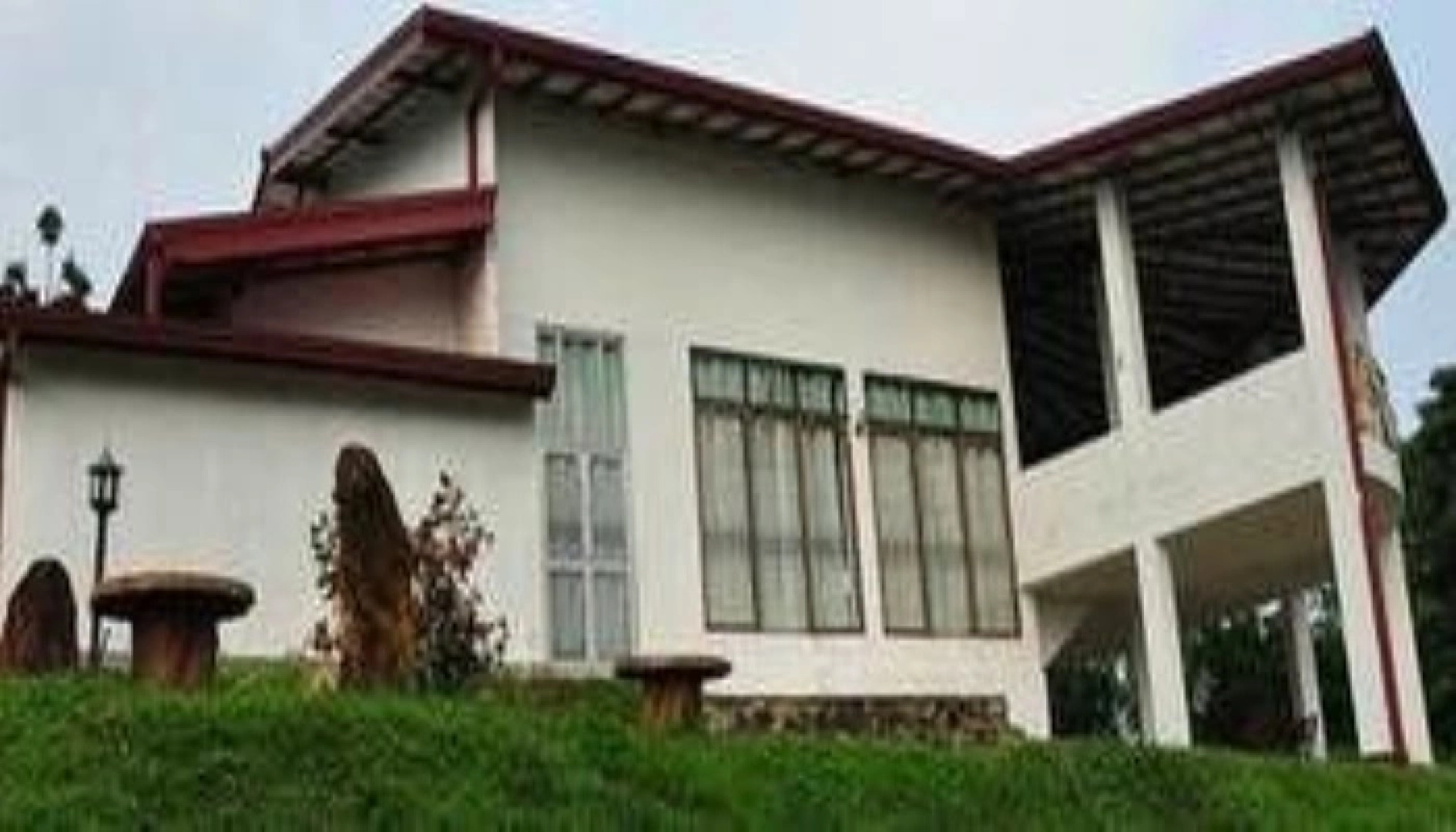 Hilltop Boutique Villa