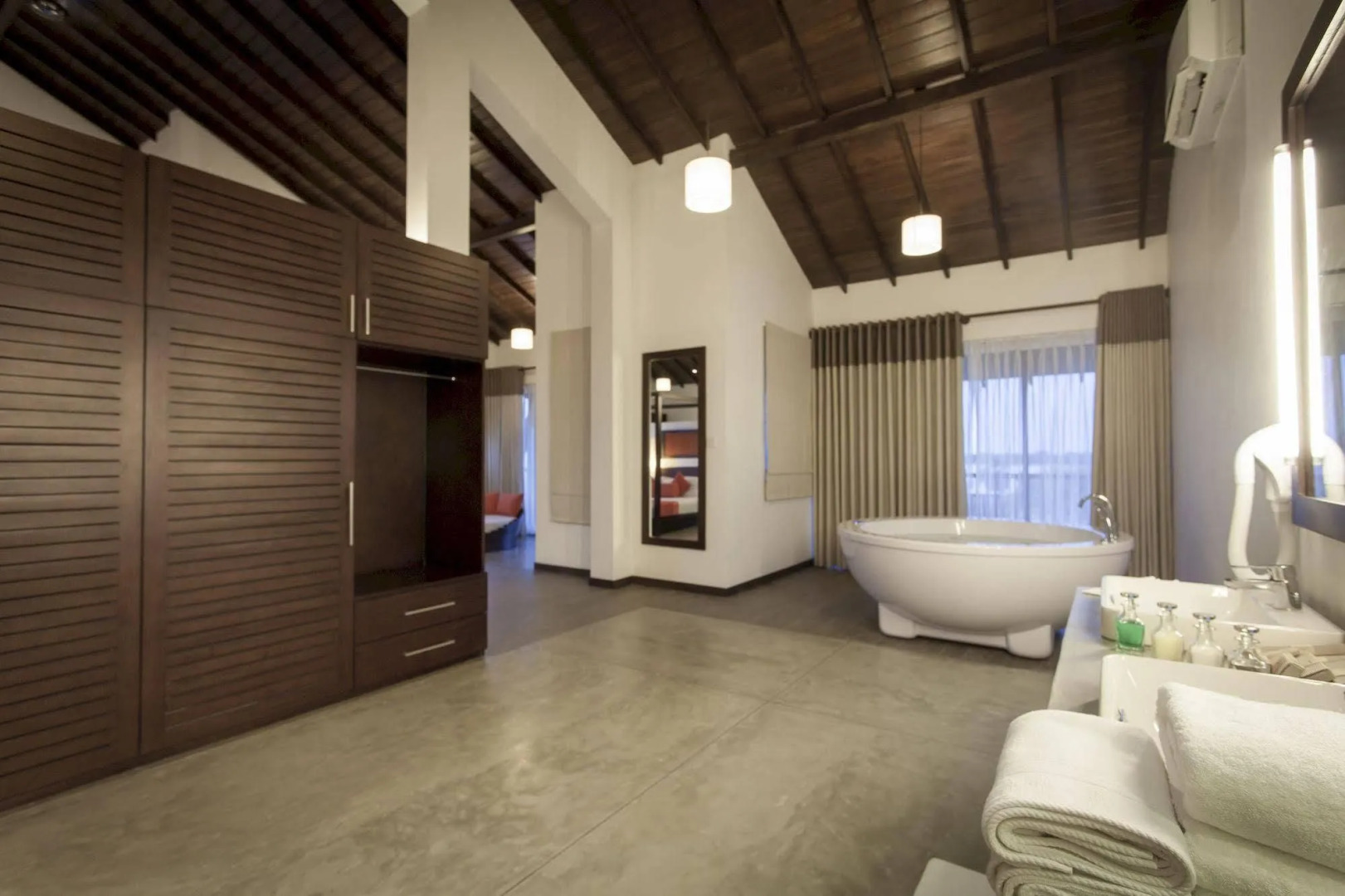 Отель The Calm Resort & Spa