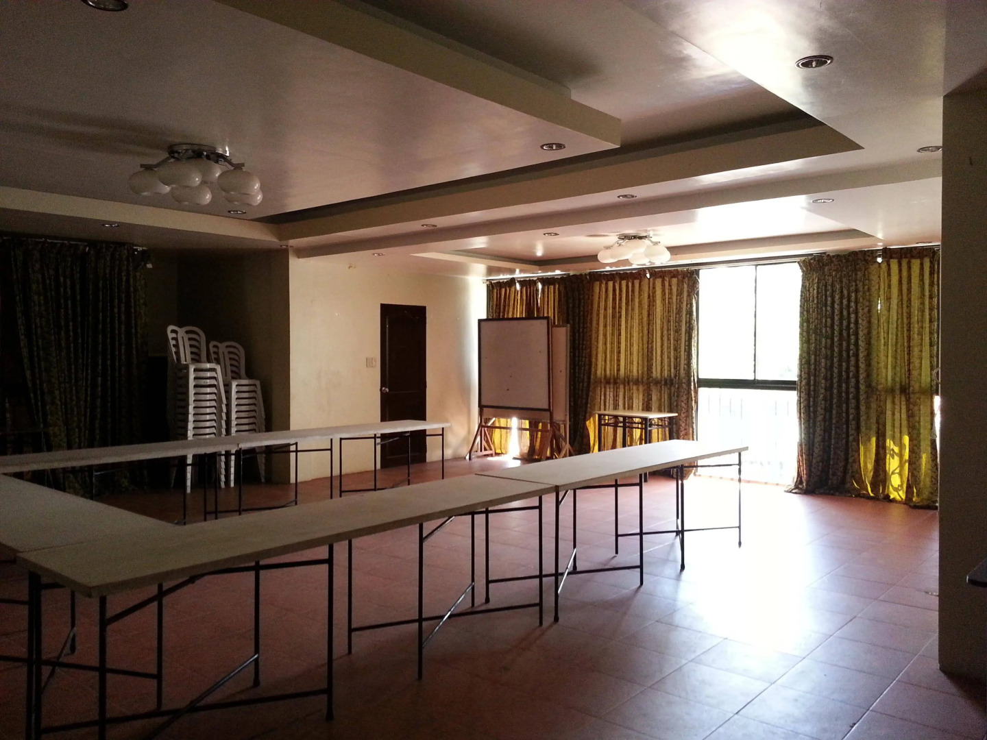 Asiablooms Inc. Hotel Pavilion Restaurant