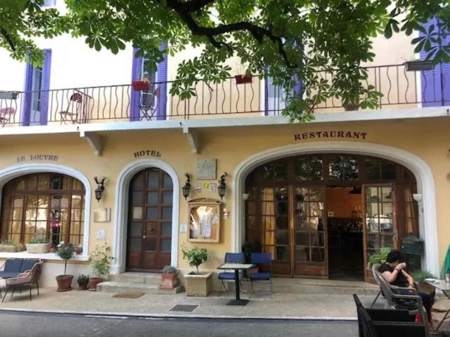 Logis Hotel Restaurant Le Louvre