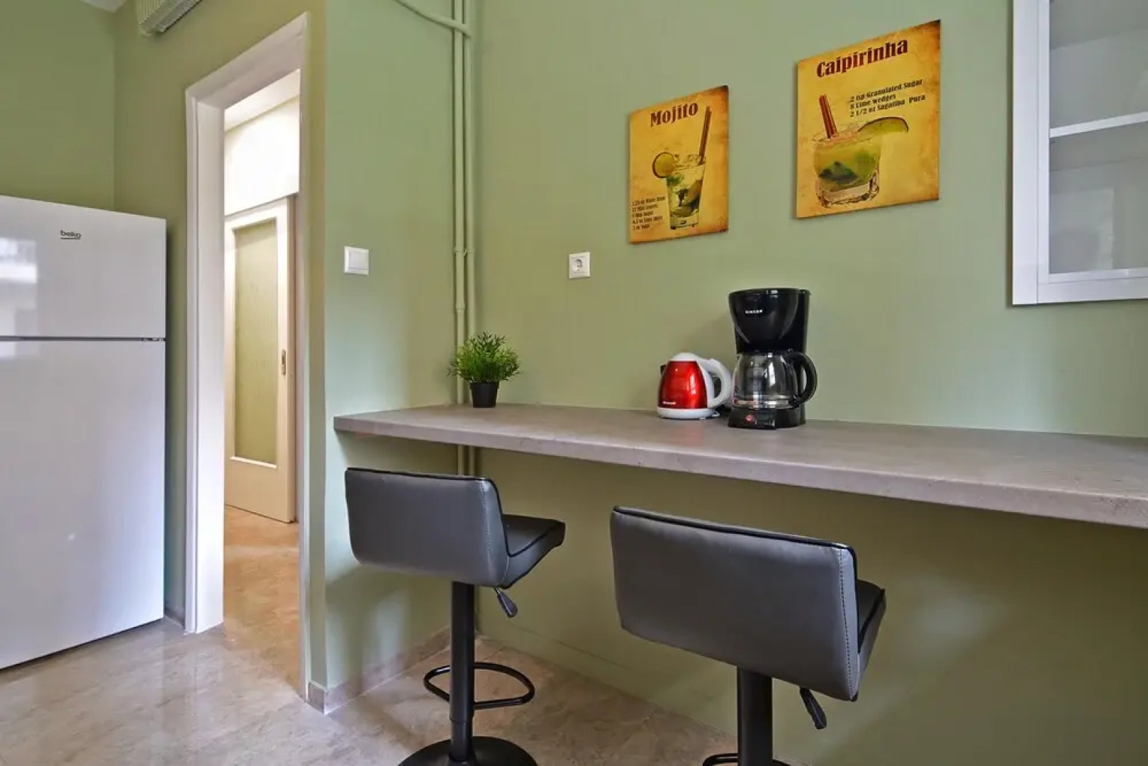 "Rolls Royce" elegant flat in P.Faliro district