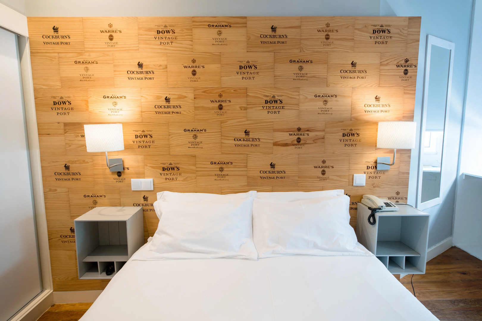 Decanting Porto House