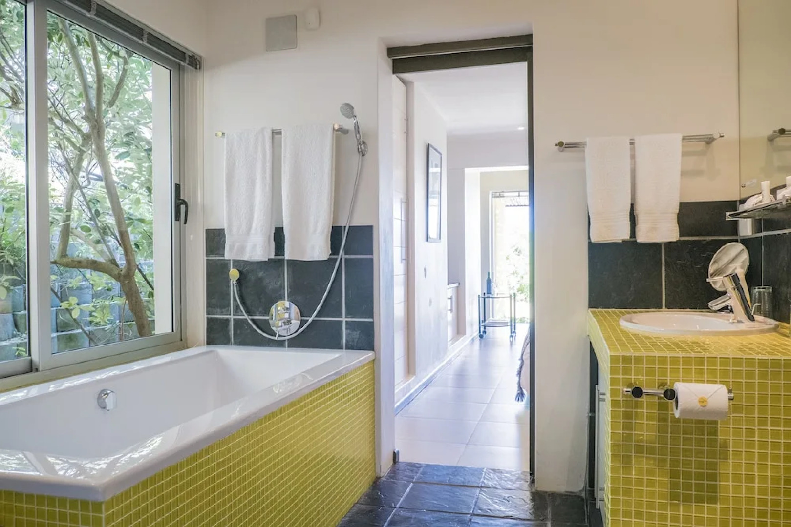 Crayfish Lodge Sea & Country Guest House