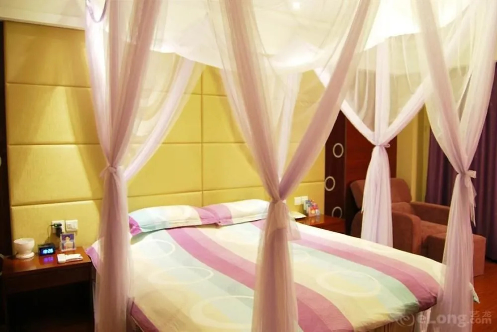 Century Shengye Hotel