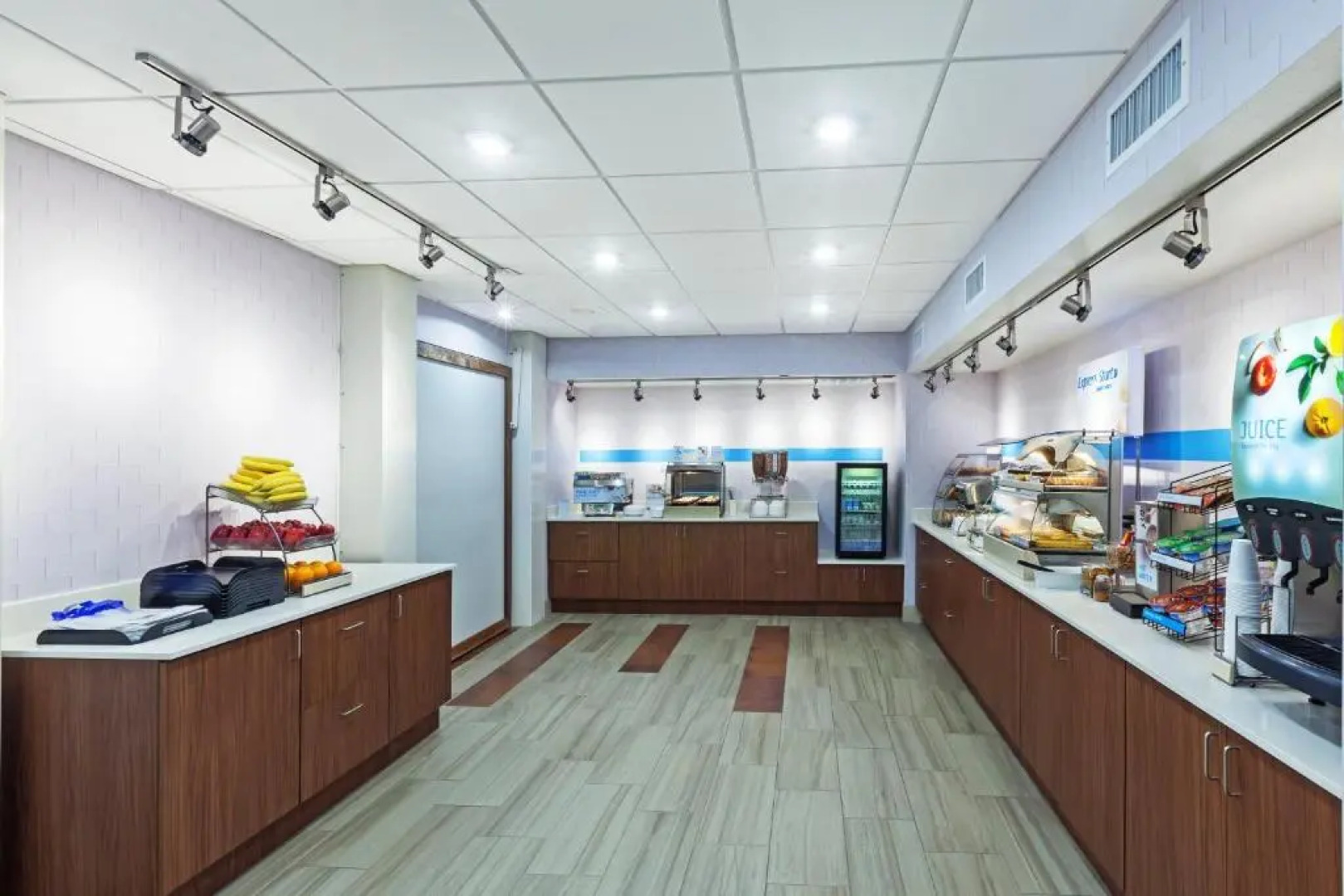 Holiday Inn Express Hotel & Suites Dallas Lewisville by IHG