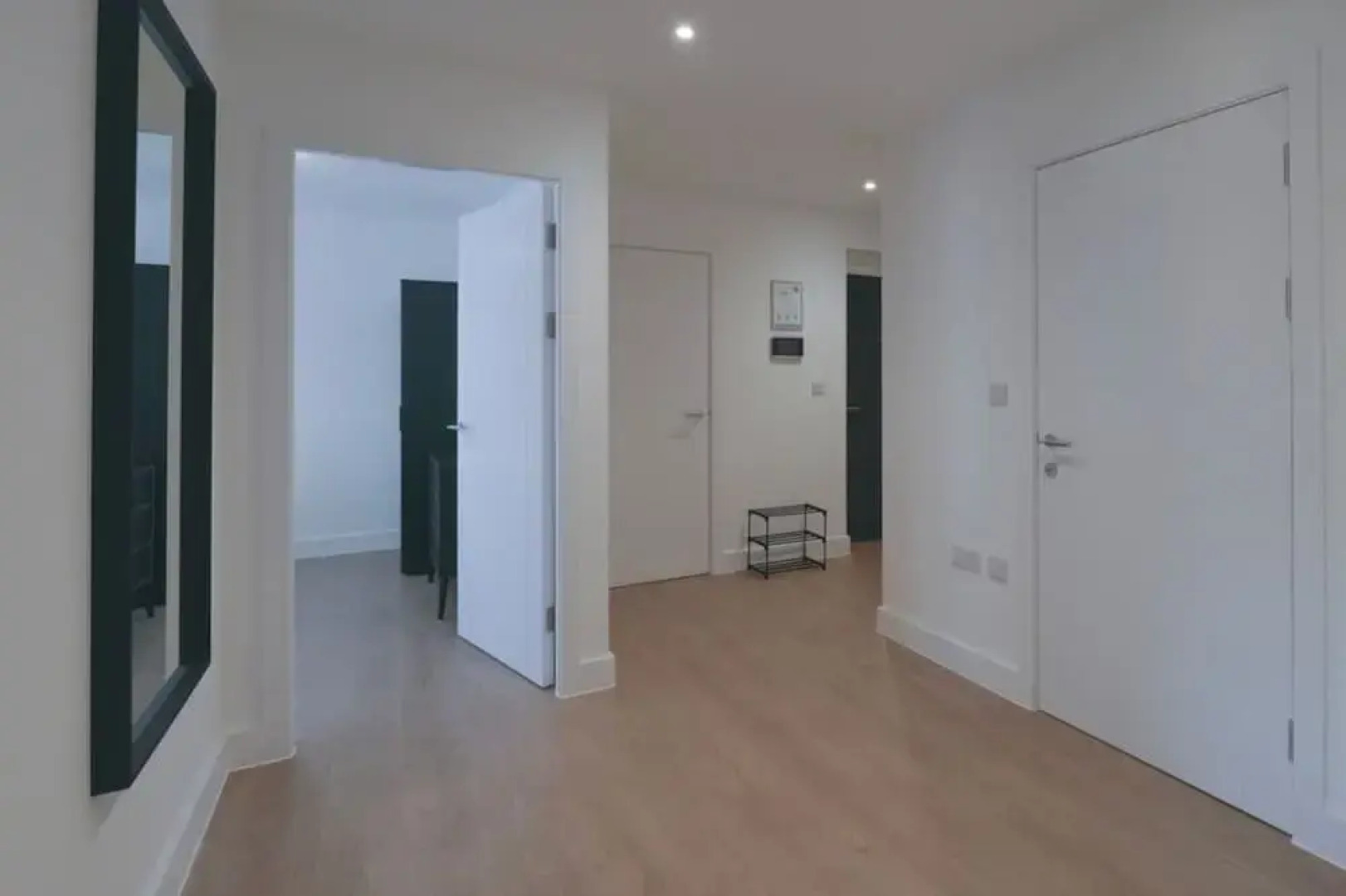 Luxury Manchester Apartment - Orange