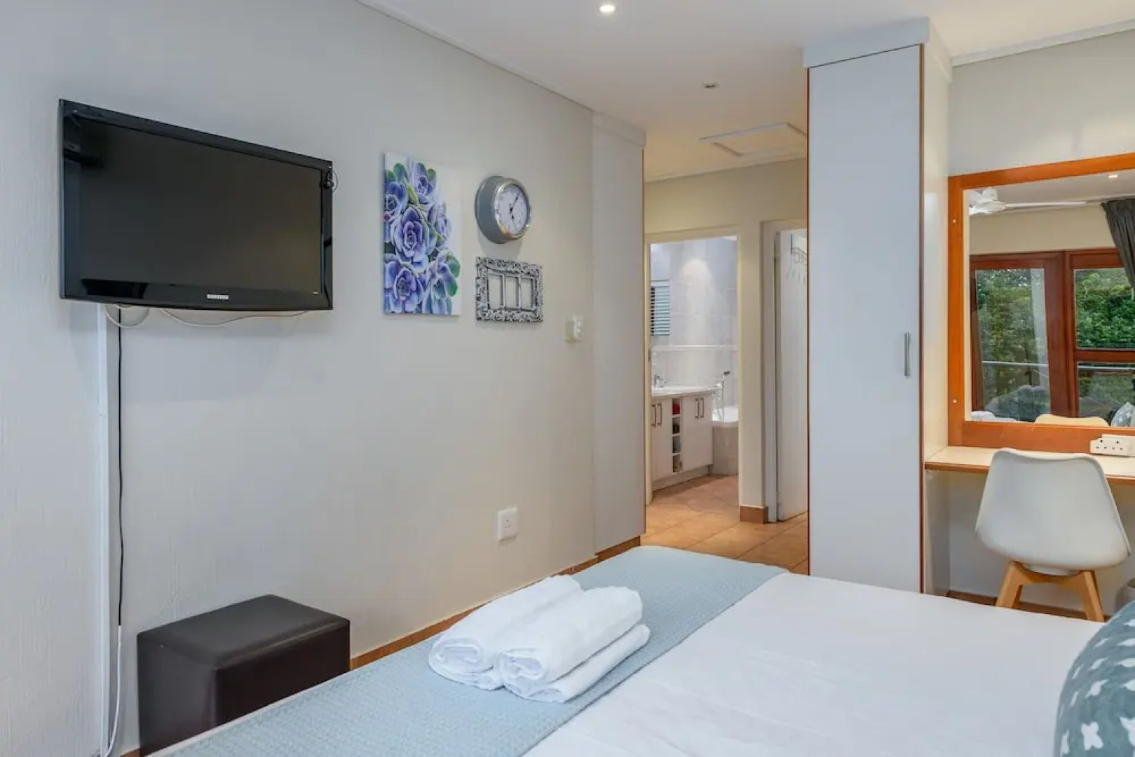 San Lameer Villa Rentals 14105