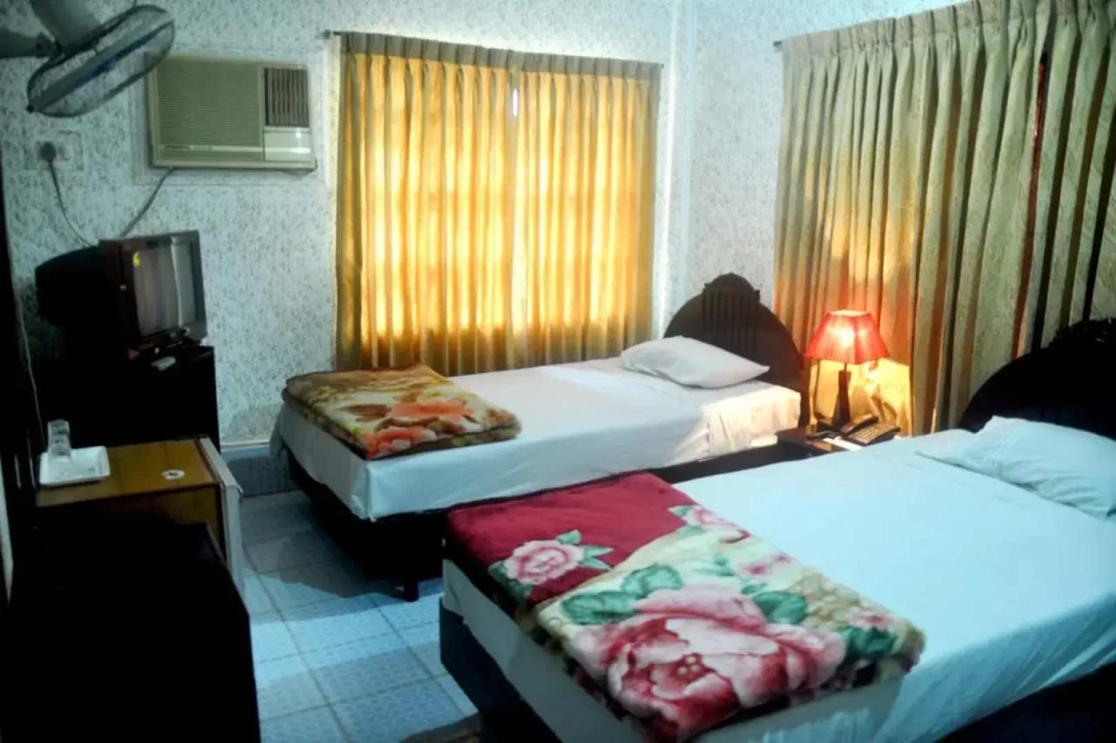 Hotel Swiss Garden International