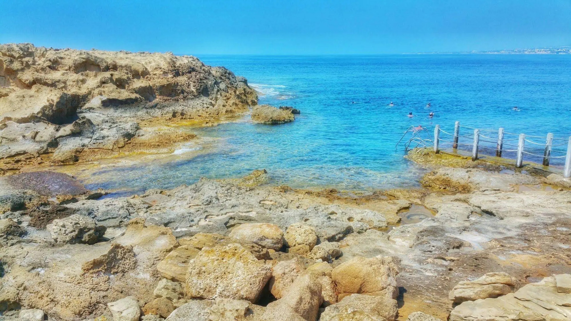 Cynthiana Beach Hotel