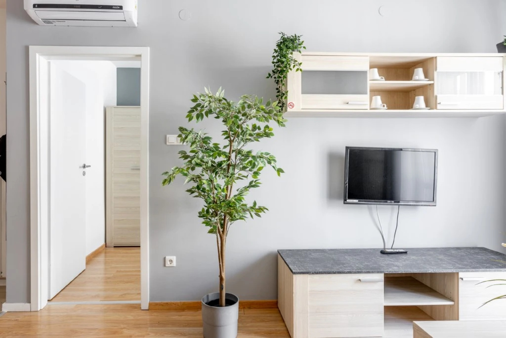 Maple Tree Apartments