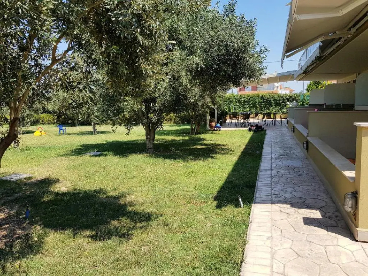 Gaia Studios & Apartments