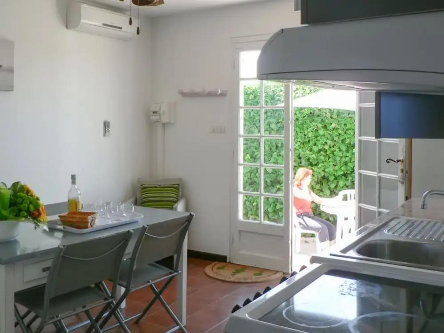 Bright Villa Near the sea in Frontignan With 3 Bedrooms, Garden and Fu