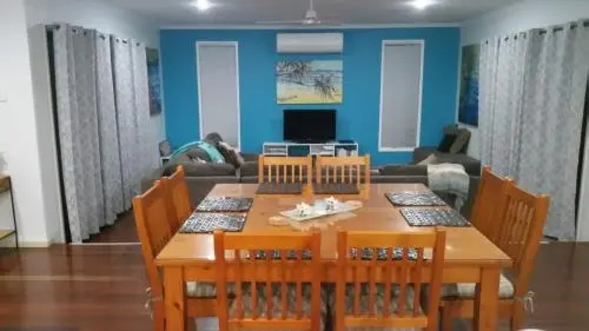 1 Naiad Court Lowset Family Home With Swimming Pool And Covered Deck. Pet Friendly