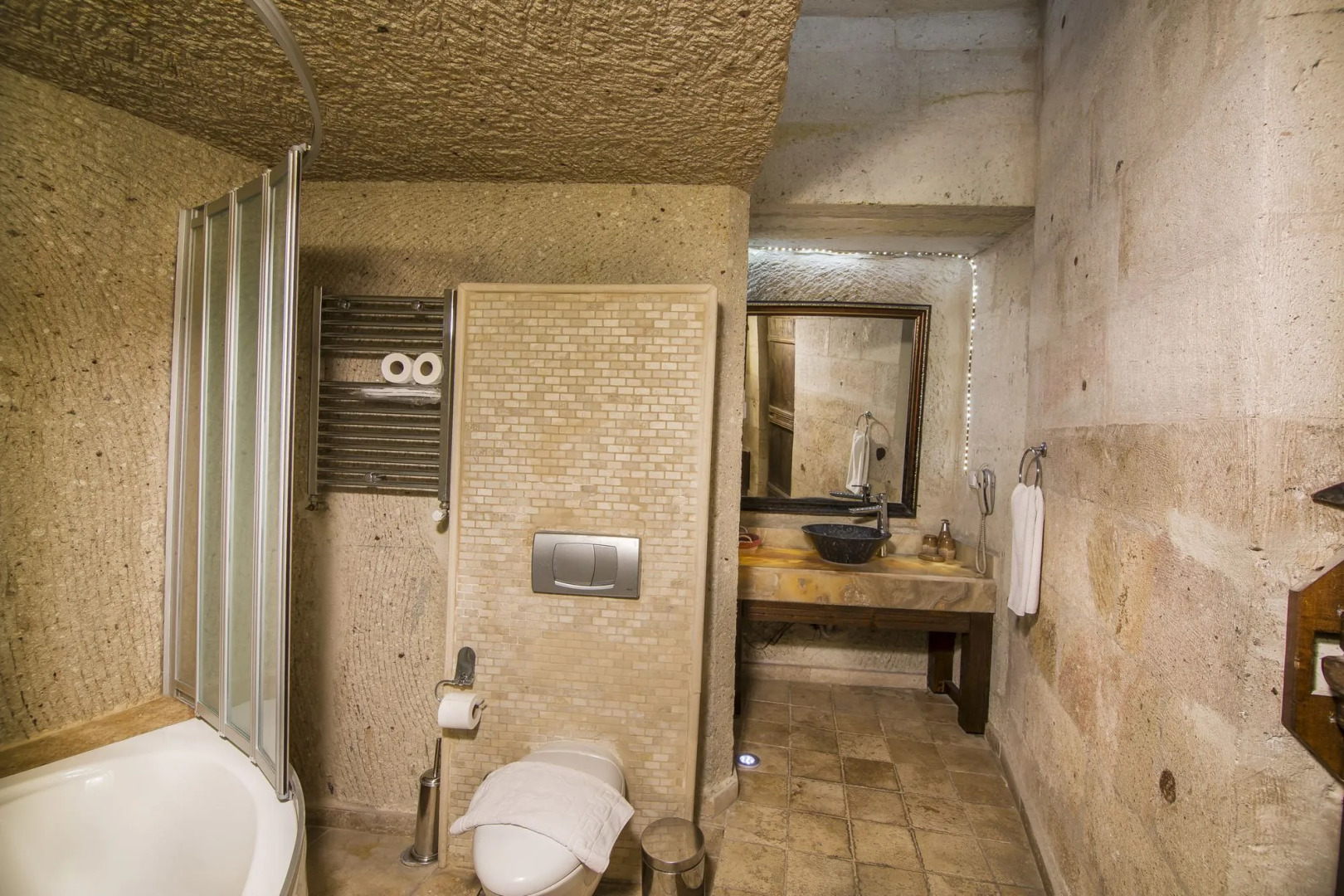 Roma Cave Suite Hotel