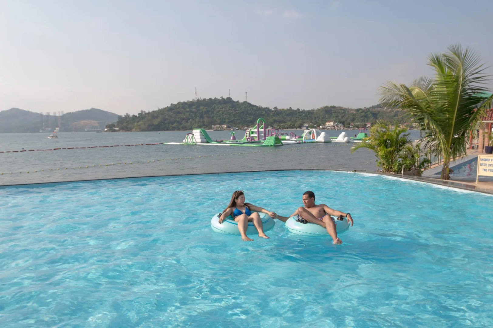 White Rock Waterpark and Beach Hotel