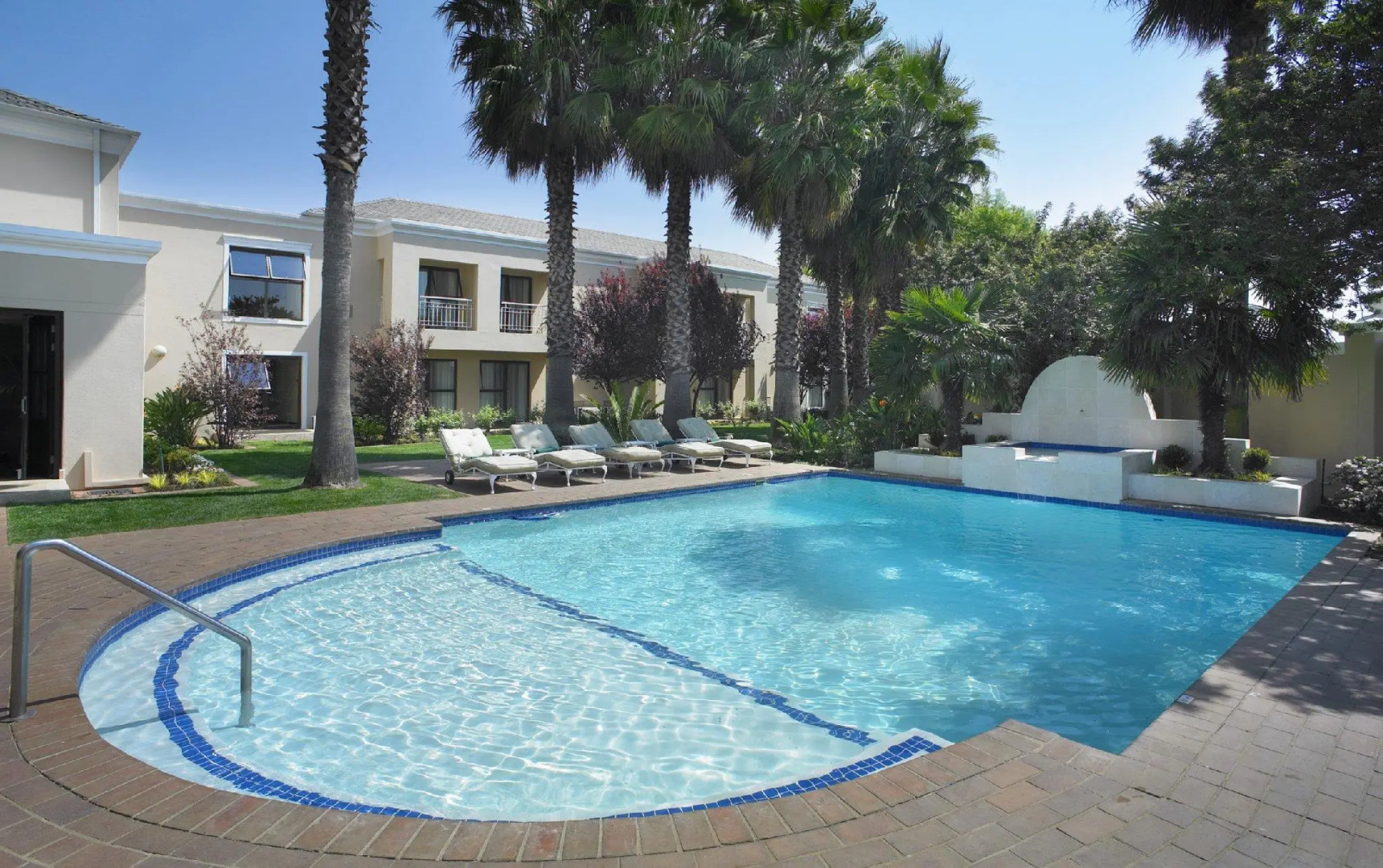 Southern Sun Katherine Street