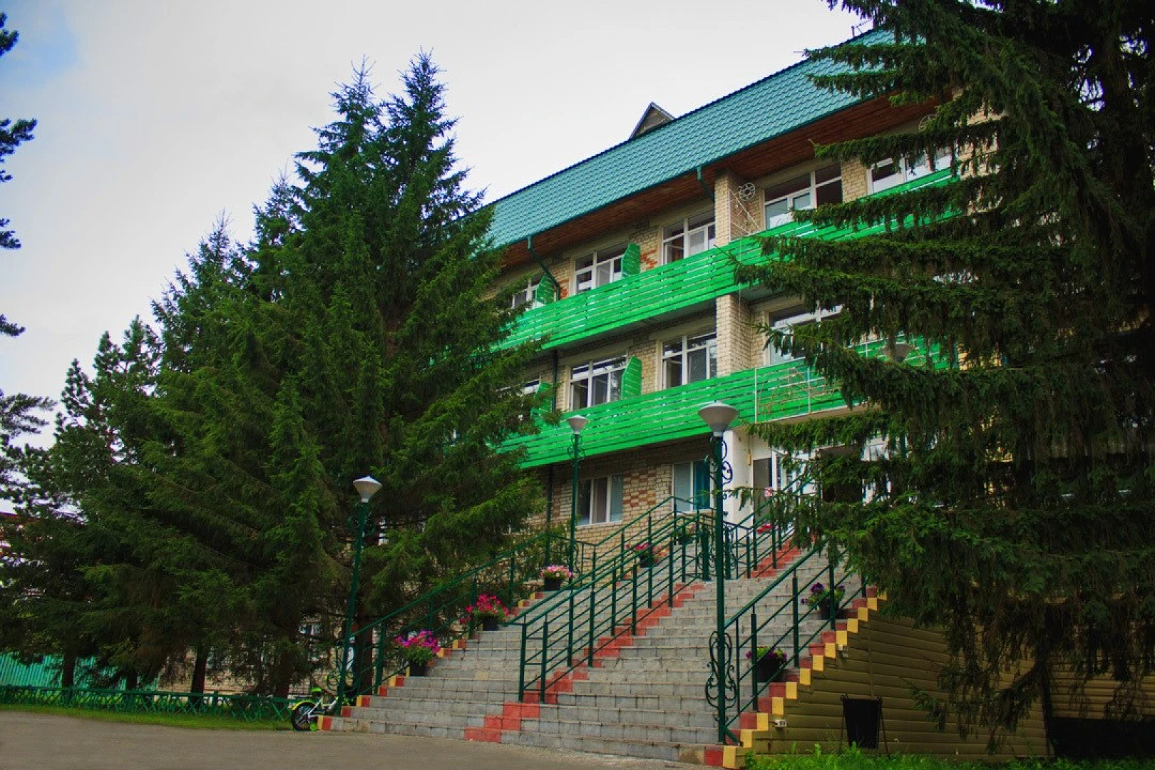 Sosnovyj bor (Jalutorovsk)