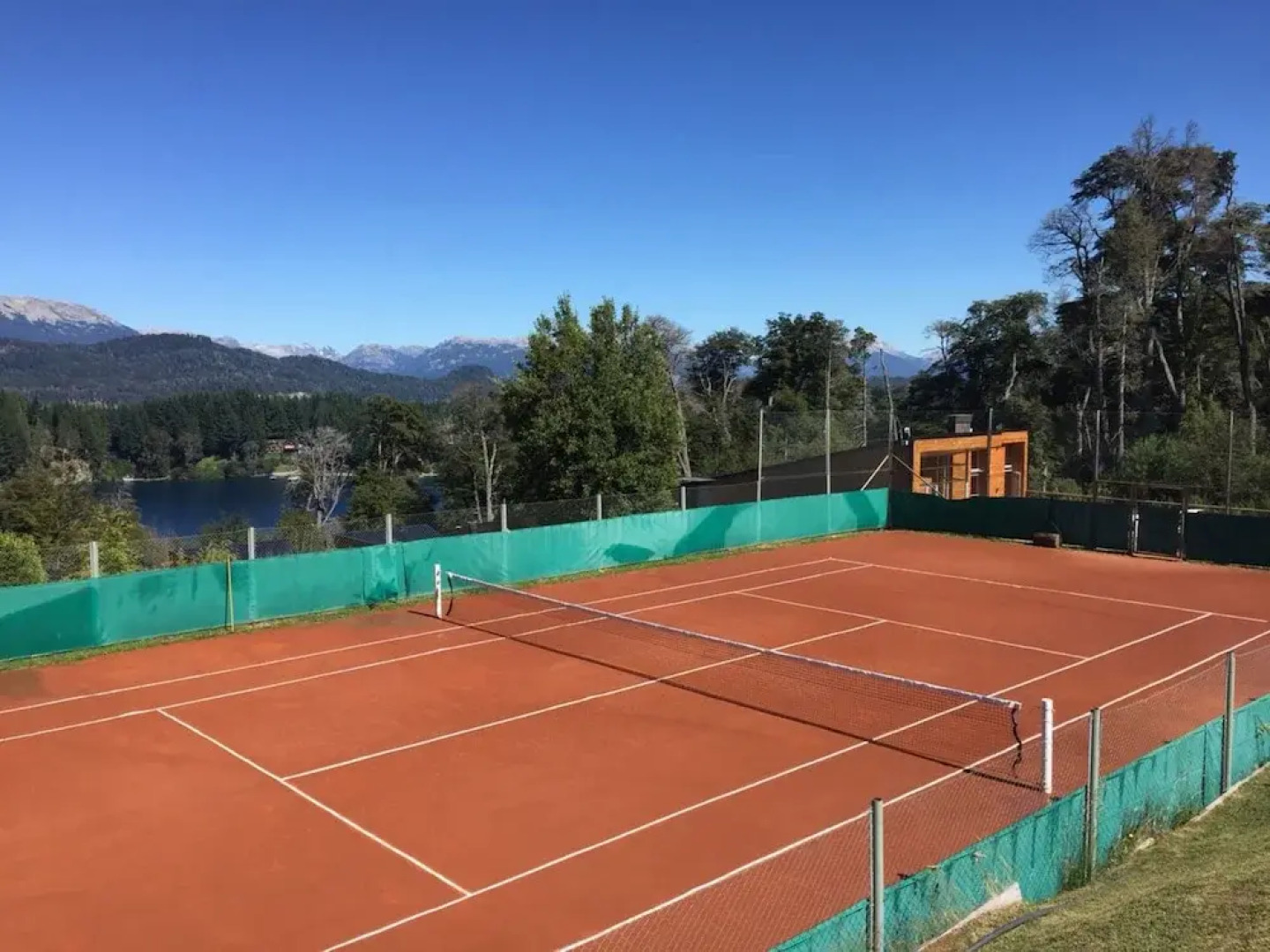 Bahía Montaña Hotel