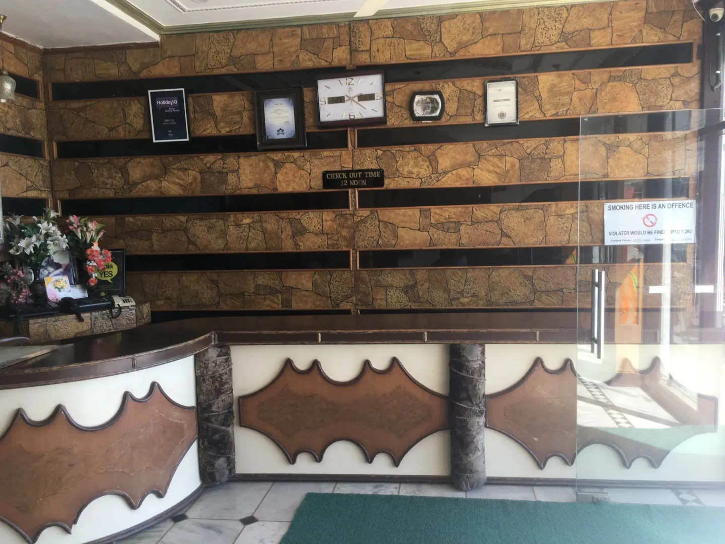 ADB Rooms Hotel Sahiwa