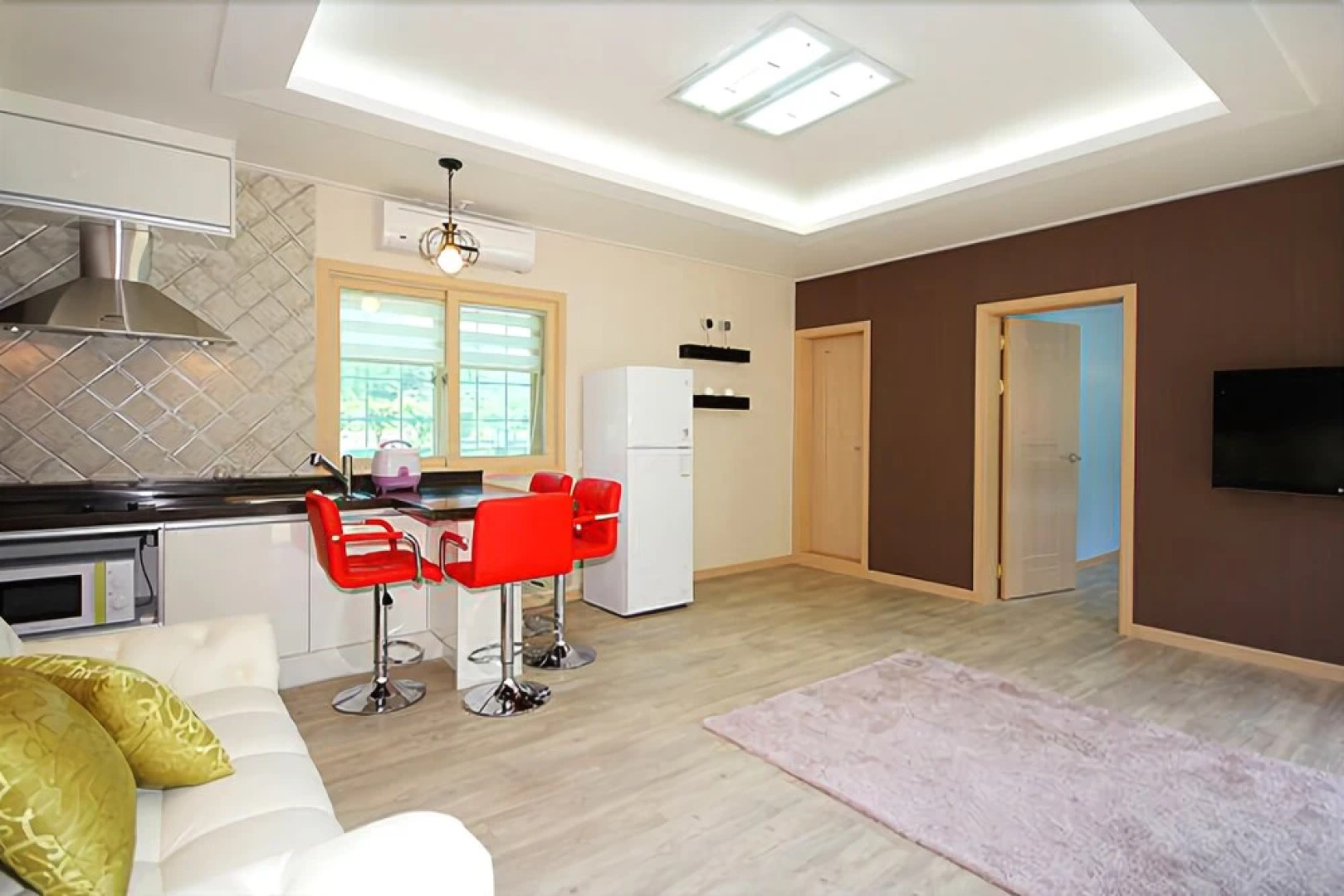 Tongyeong Songni Mt. Nature Pension