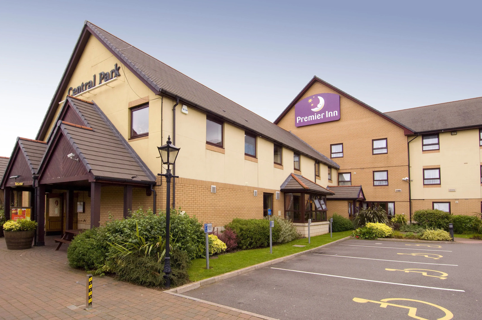 Premier Inn Rugby North - M6 Jct1