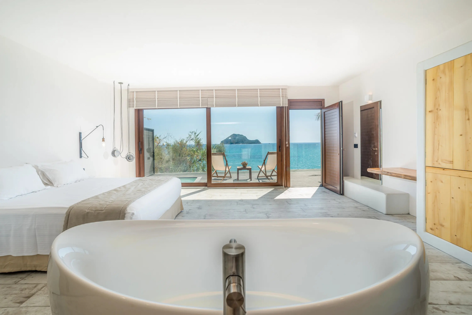 Gloria Maris Hotel Suites & Villas