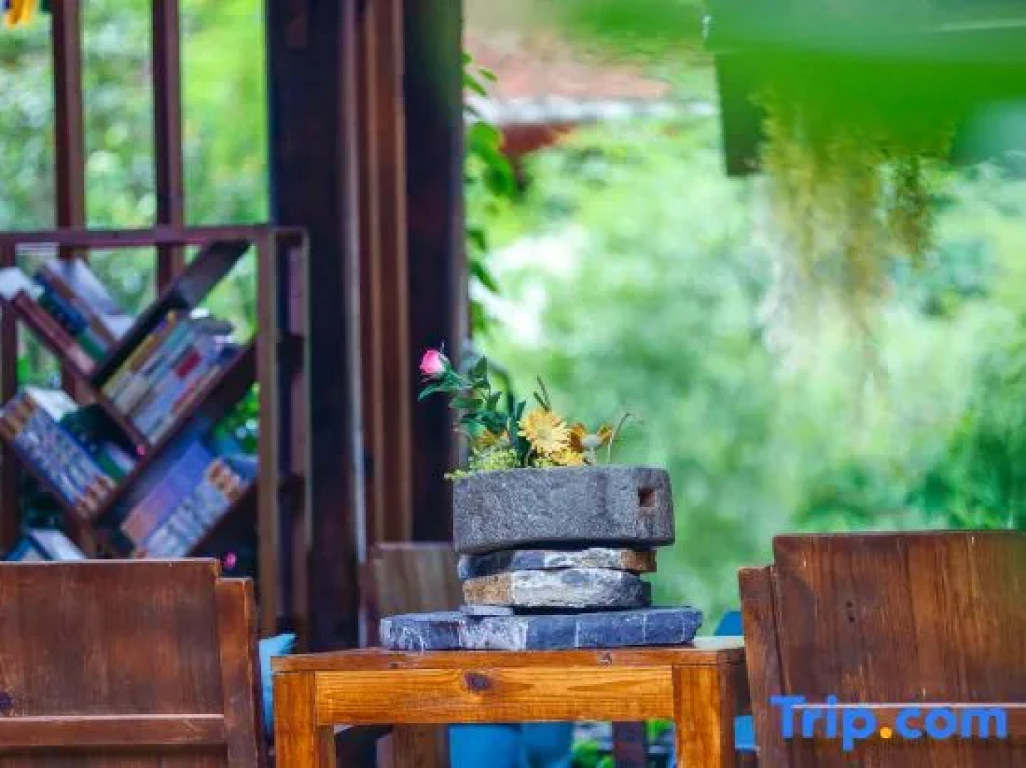 Tung lei small courtyard home