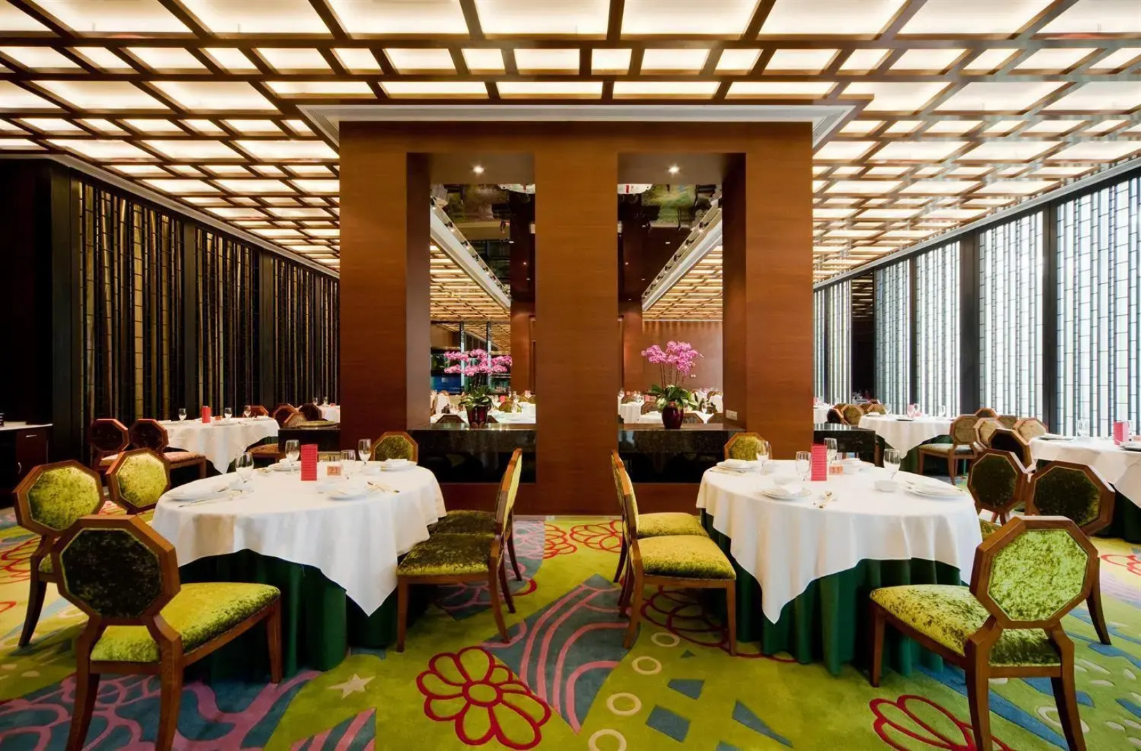 Royal Tulip Luxury Hotel Carat - Guangzhou