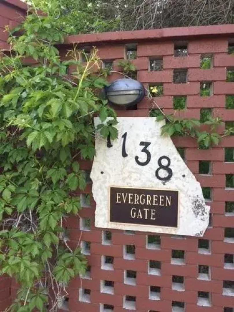 Evergreen Gate Bed and Breakfast