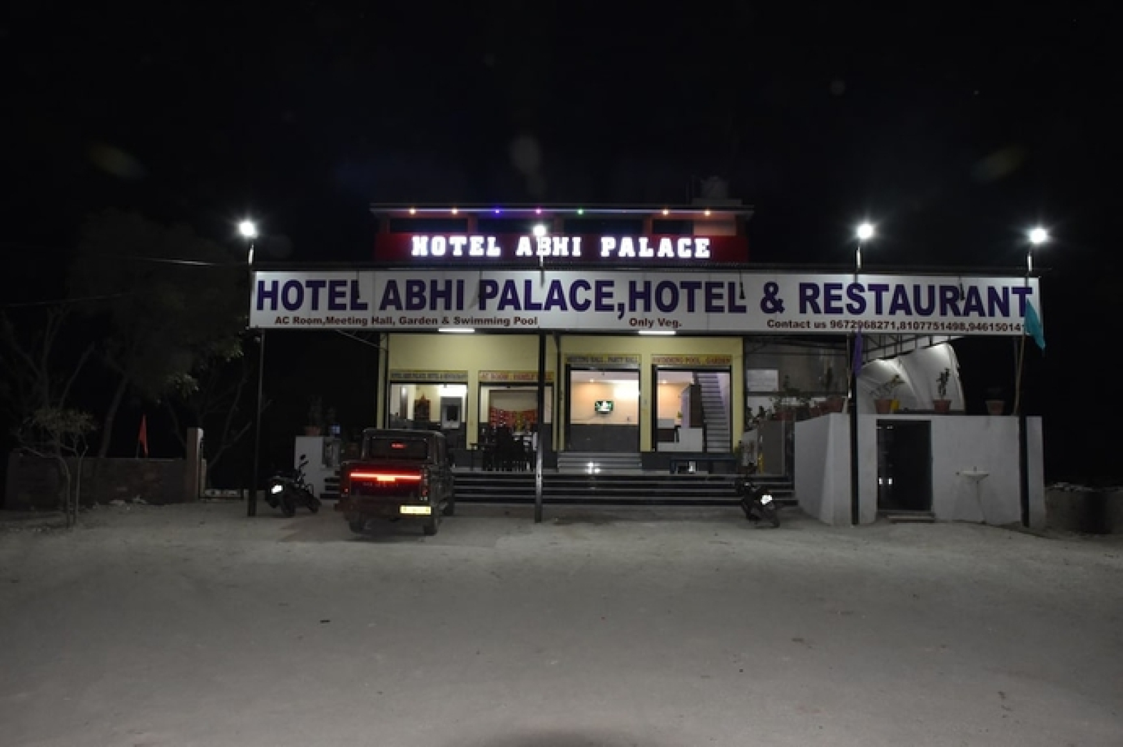 Hotel Abhi Palace