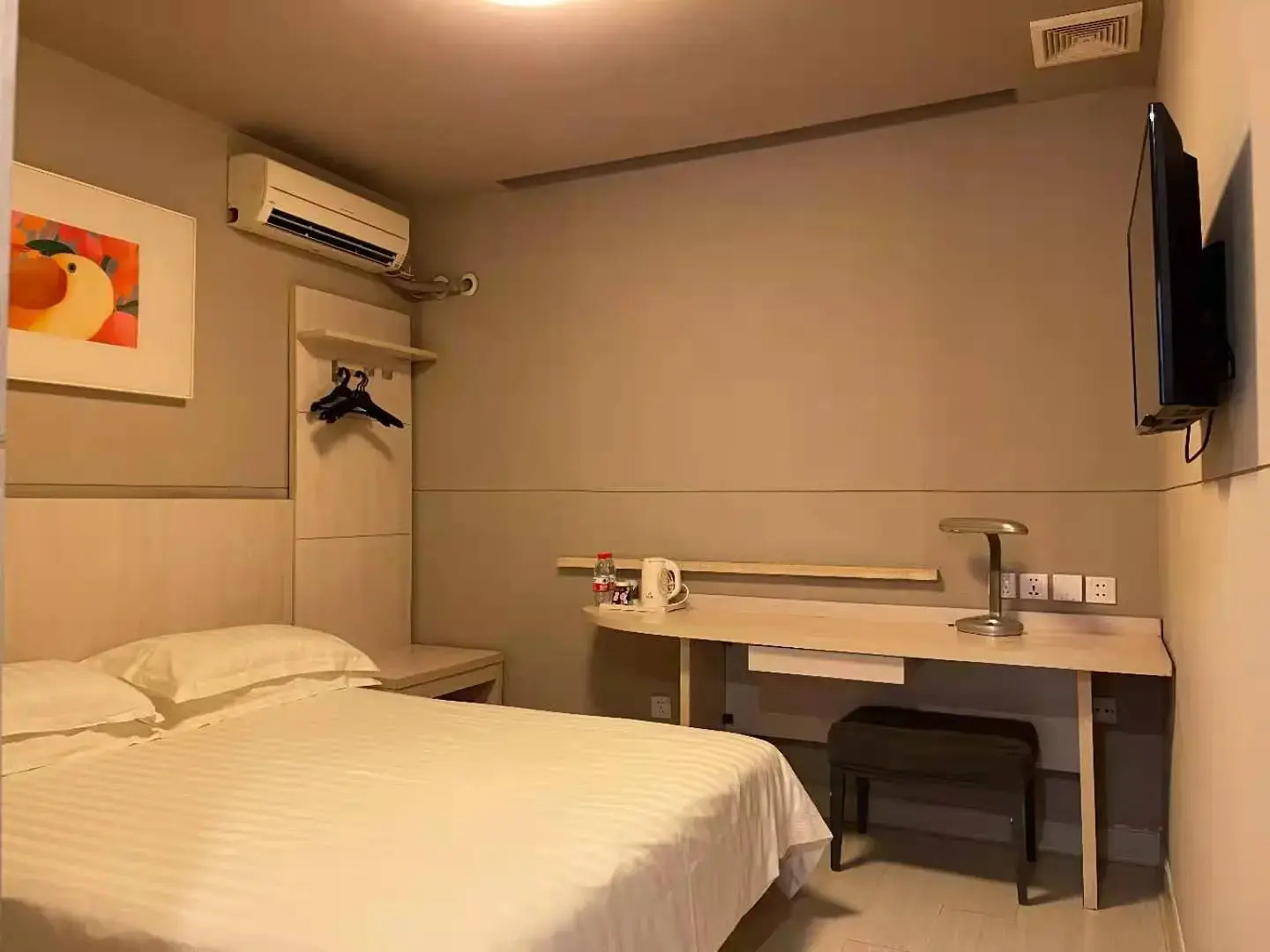 Jinjiang Inn - Wuhan Fuxing Road Metro Station Shouyi Square