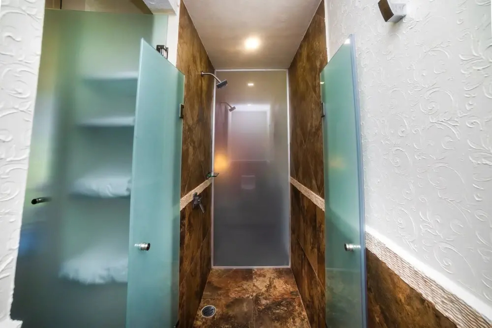 Hotel El Roble Resort