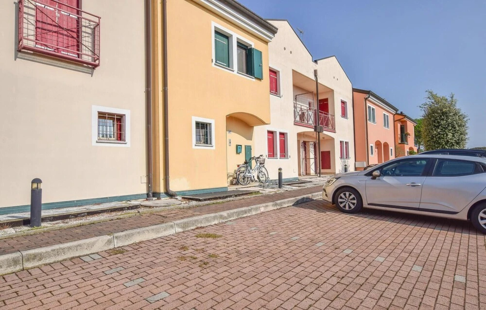 Nice Home in Aprilia Marittima With 2 Bedrooms and Outdoor Swimming Pool