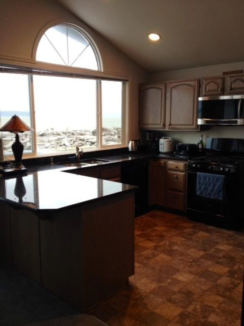 Camano Island Waterfront Vacation Rental