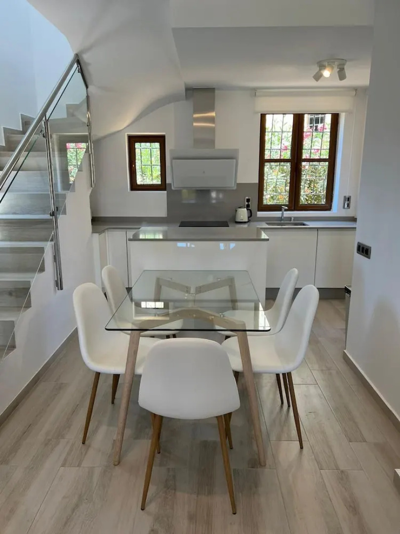 The Lodge - Desert Springs