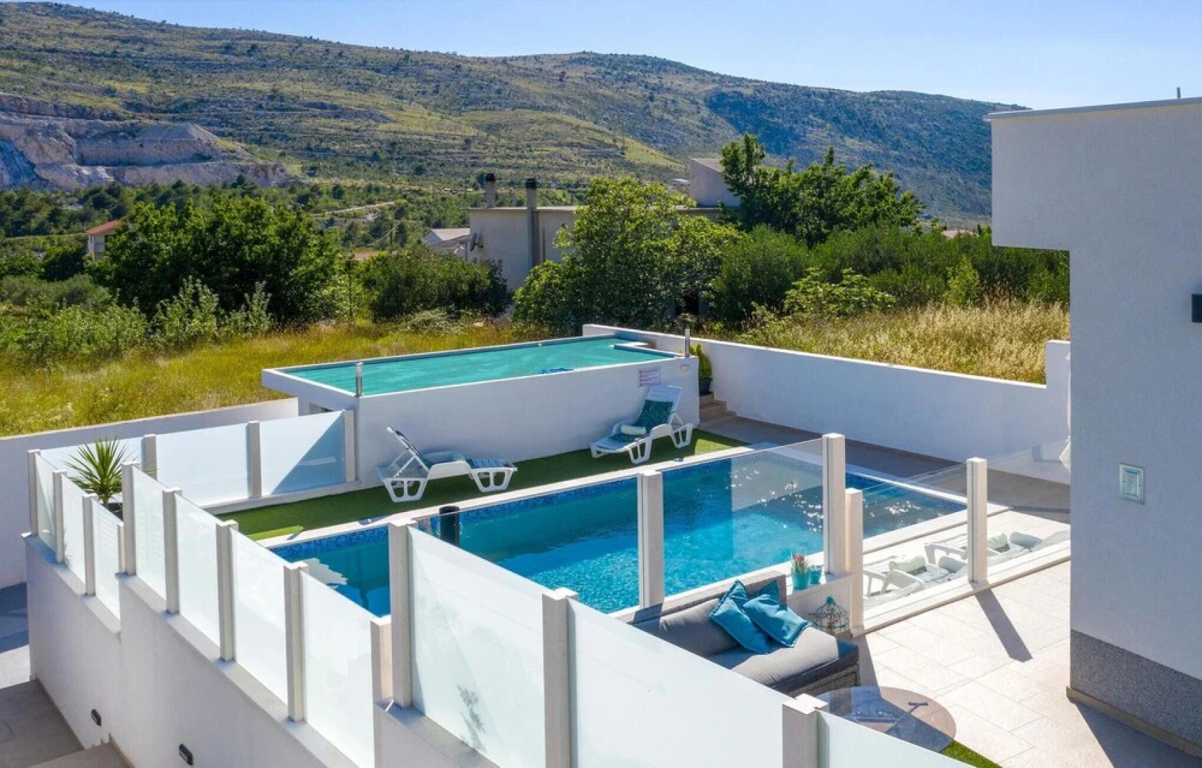 Nice Home in Srinjine With 2 Bedrooms, Wifi and Outdoor Swimming Pool