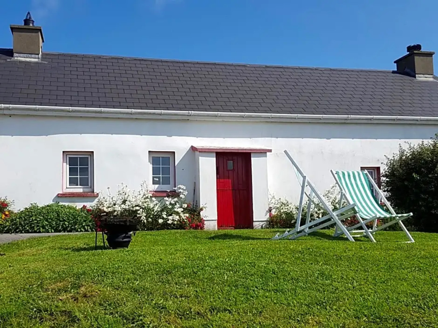 Teach Fada Red Door Cottage