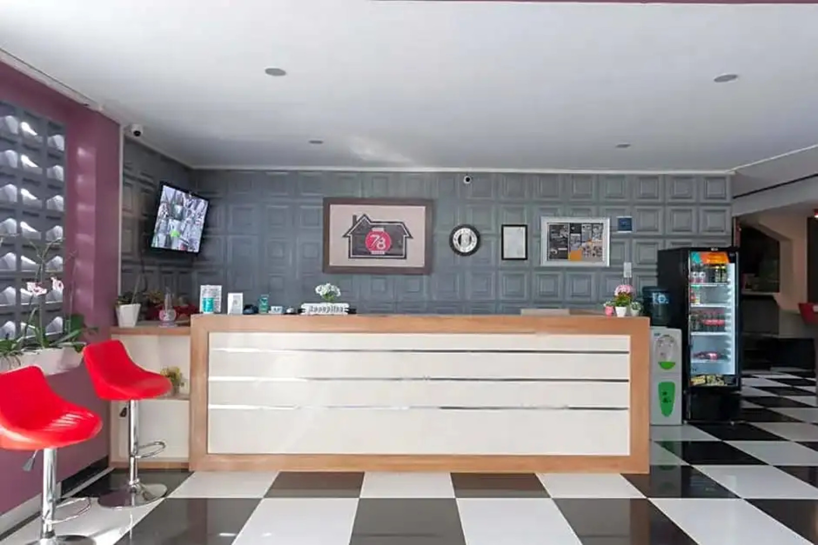 Hotel 78 Parapat Mitra RedDoorz