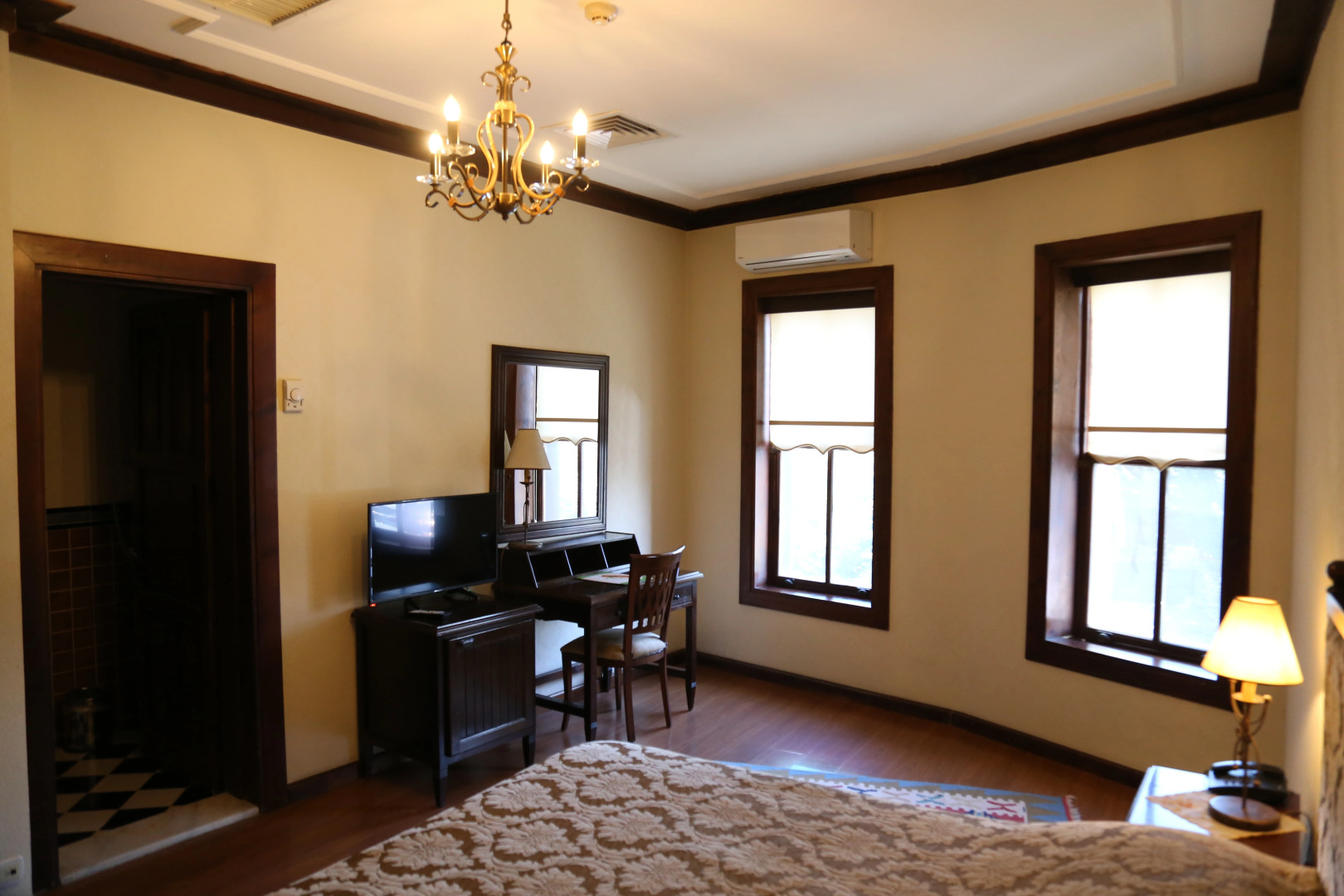 Otanti̇k Club Hotel & Spa